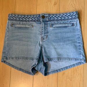 Billabong Light Wash Denim Shorts Size 26